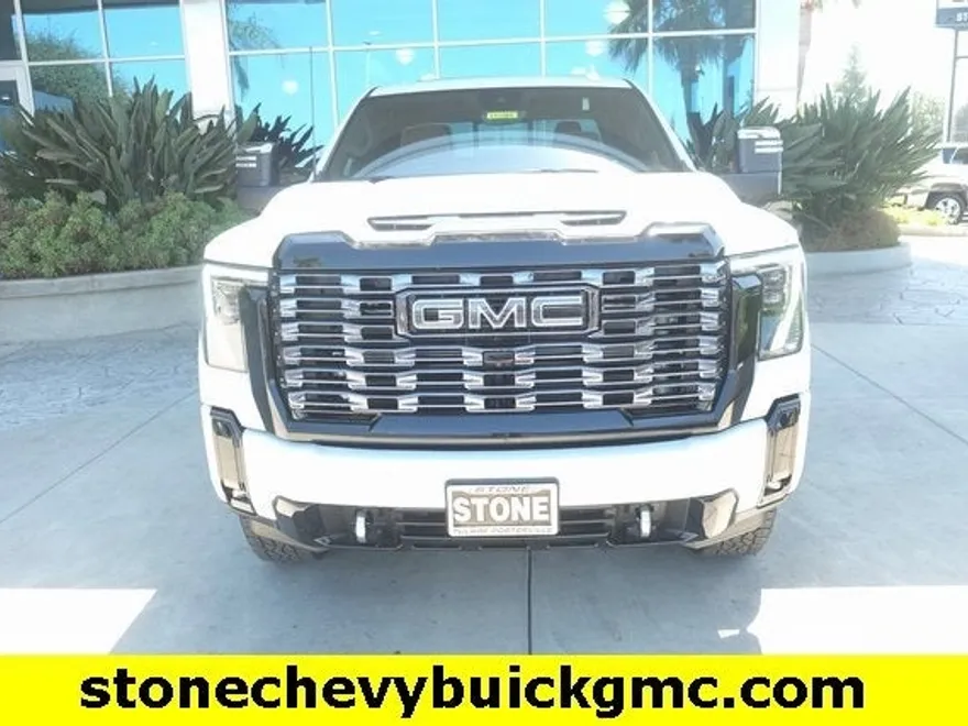 2025 Gmc Sierra 2500 HD Denali Ultimate photo 1