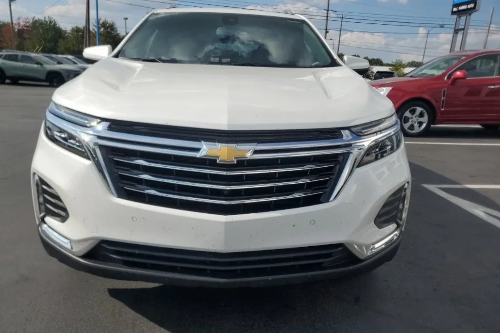 2022 Chevrolet Equinox Premier photo 1