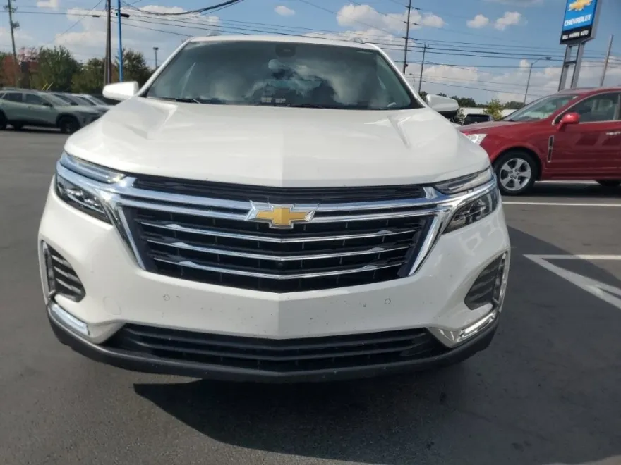 2022 Chevrolet Equinox Premier photo 1