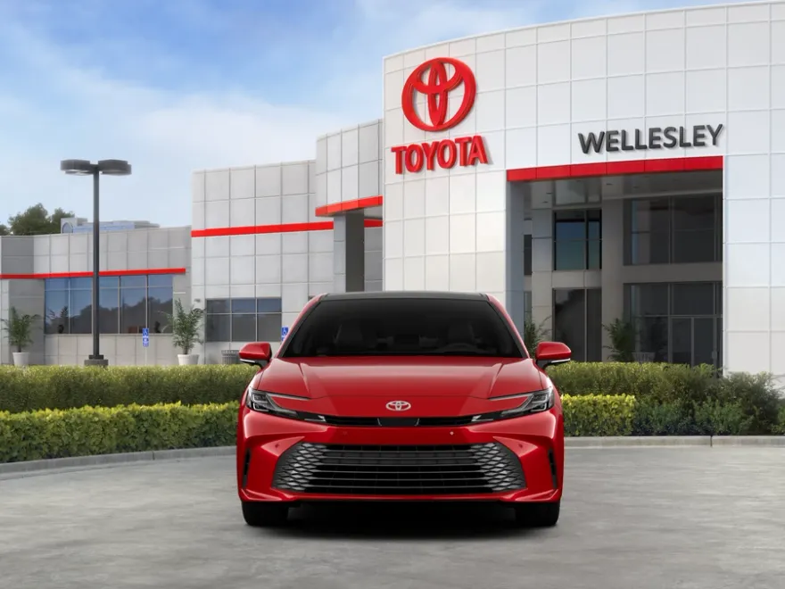 2025 Toyota Camry XLE photo 1