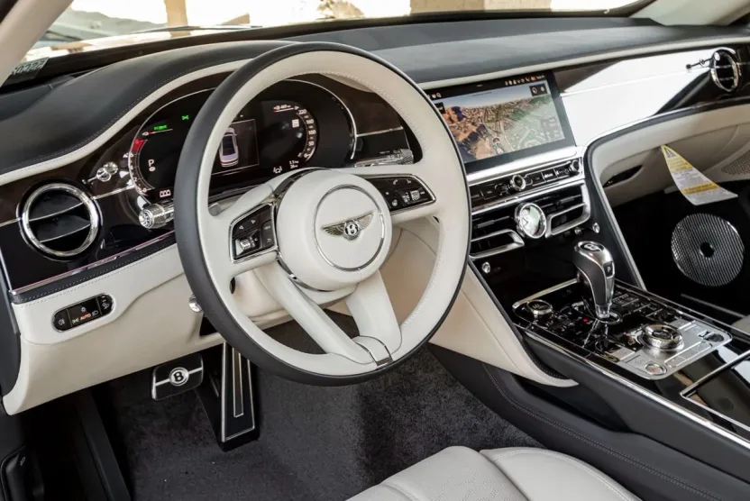 2025 Bentley Flying Spur Speed photo 1