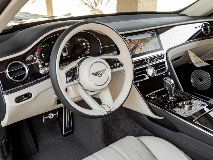 2025 Bentley Flying Spur Speed photo 1