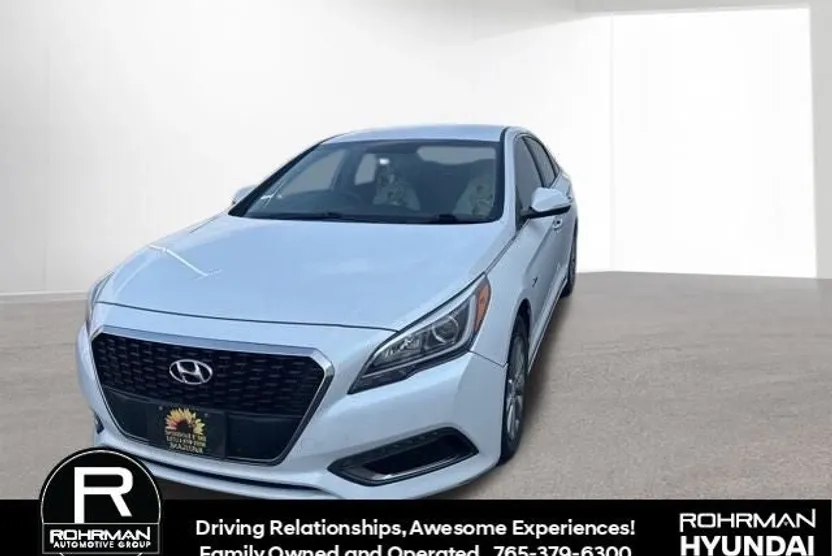 2017 Hyundai Sonata Hybrid SE photo 1
