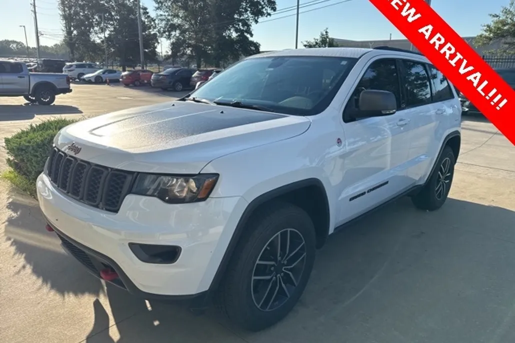 2019 Jeep Grand Cherokee Trailhawk photo 1