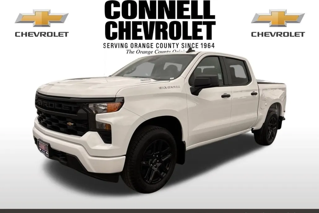 2025 Chevrolet Silverado 1500 Custom photo 1