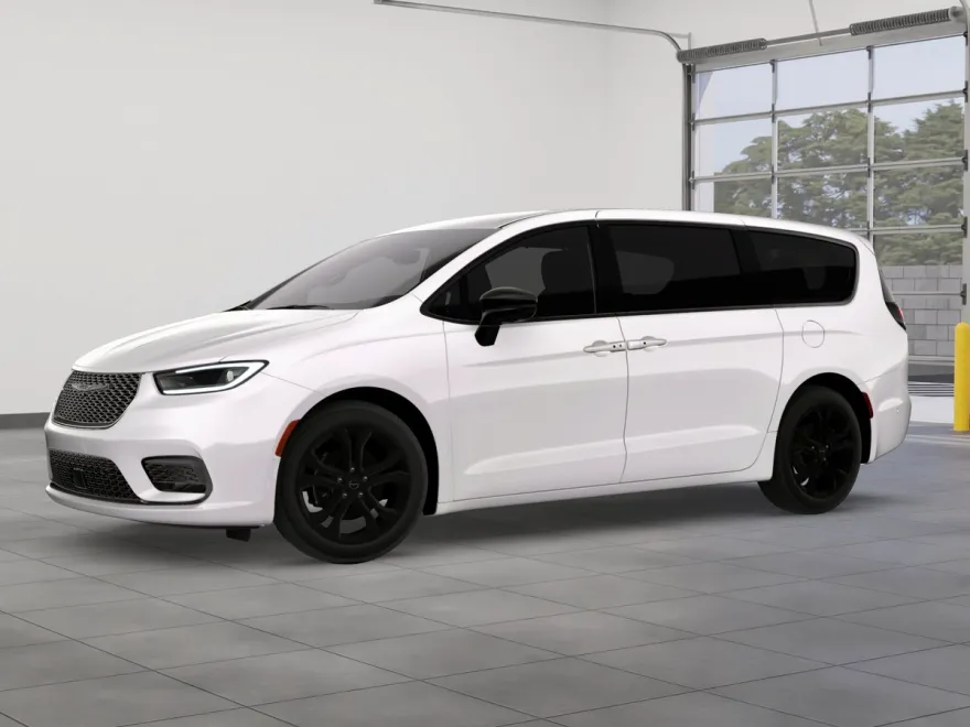 2026 Chrysler Pacifica photo 1