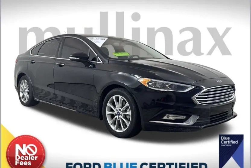 2017 Ford Fusion SE photo 1