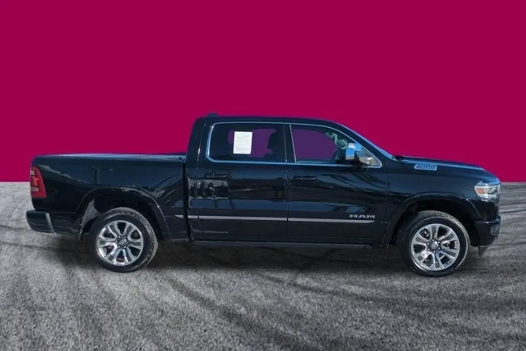 2023 Ram 1500 Limited photo 1