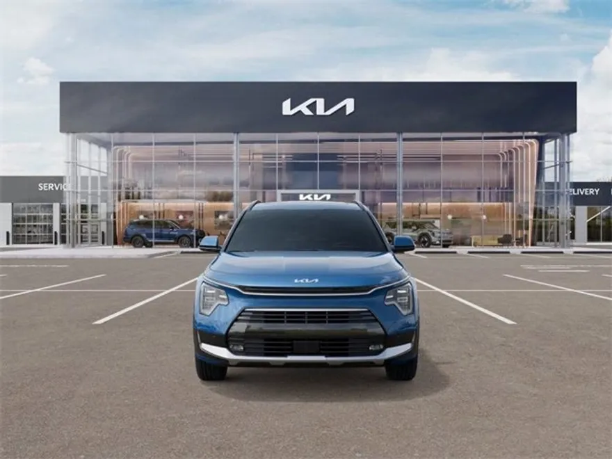 2025 Kia Niro SX Touring photo 1