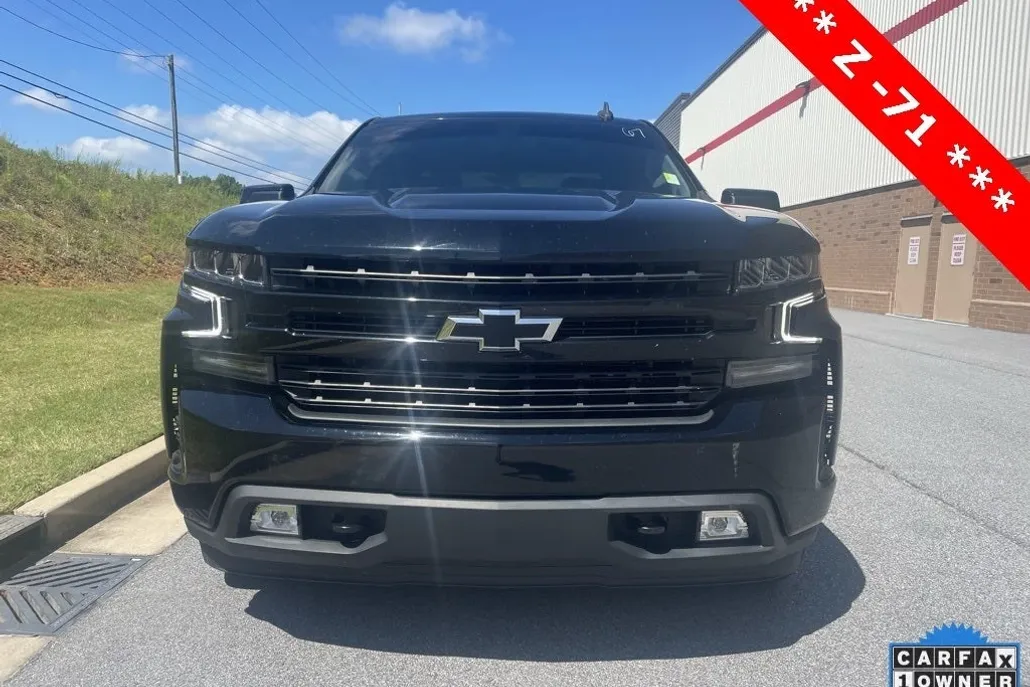 2022 Chevrolet Silverado 1500 RST photo 1