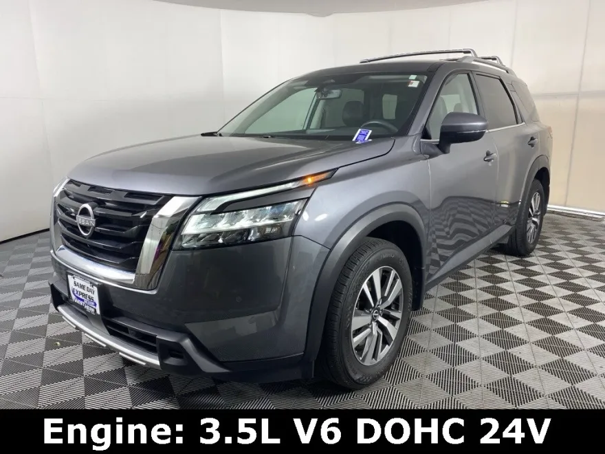 2024 Nissan Pathfinder SL photo 1