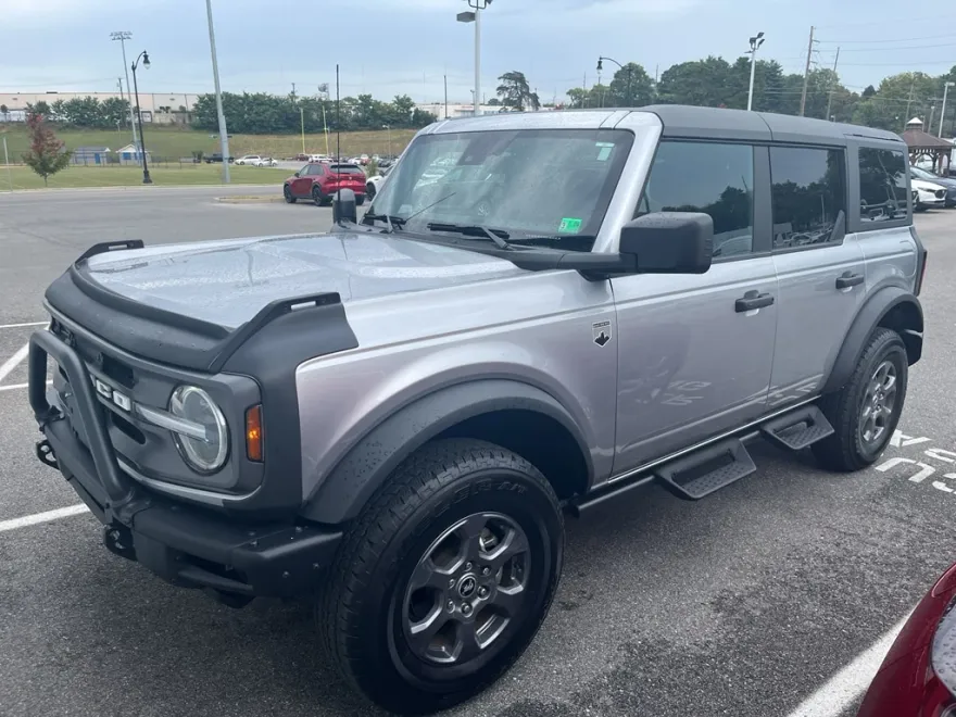 2024 Ford Bronco Big Bend photo 1