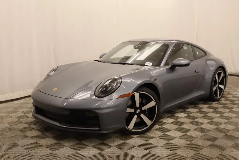2025 Porsche 911 photo 1