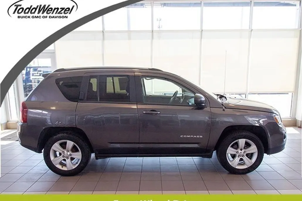 2016 Jeep Compass Sport photo 1