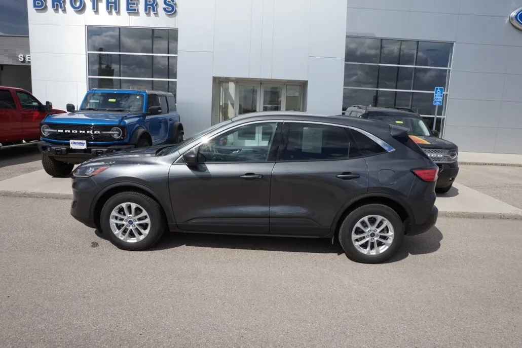 2020 Ford Escape SE photo 1