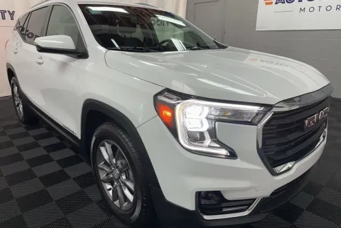 2022 Gmc Terrain SLT photo 2