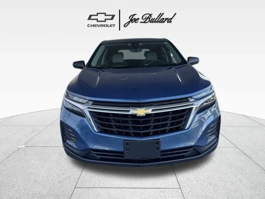2024 Chevrolet Equinox LS photo 1