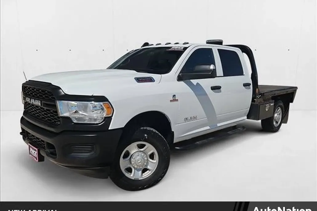 2022 Ram 3500 Tradesman photo 1