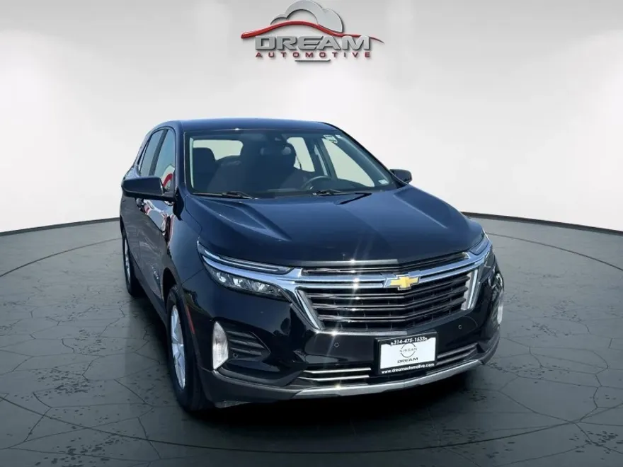 2023 Chevrolet Equinox LT photo 1