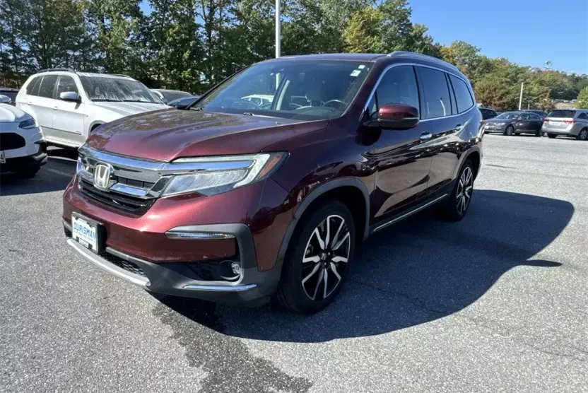 2019 Honda Pilot Touring photo 1