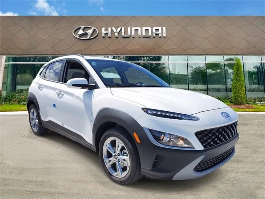 2023 Hyundai Kona SEL photo 1