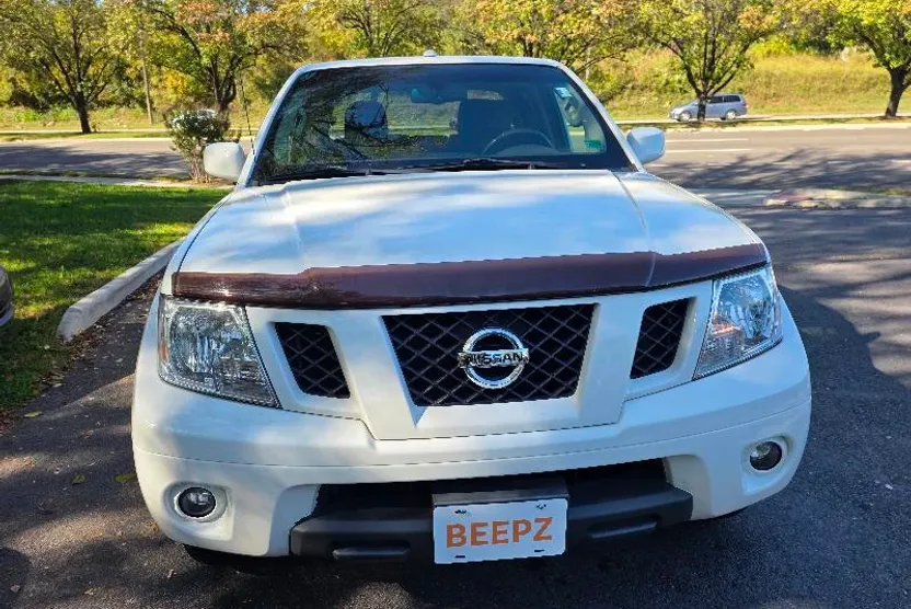 2012 Nissan Frontier photo 1