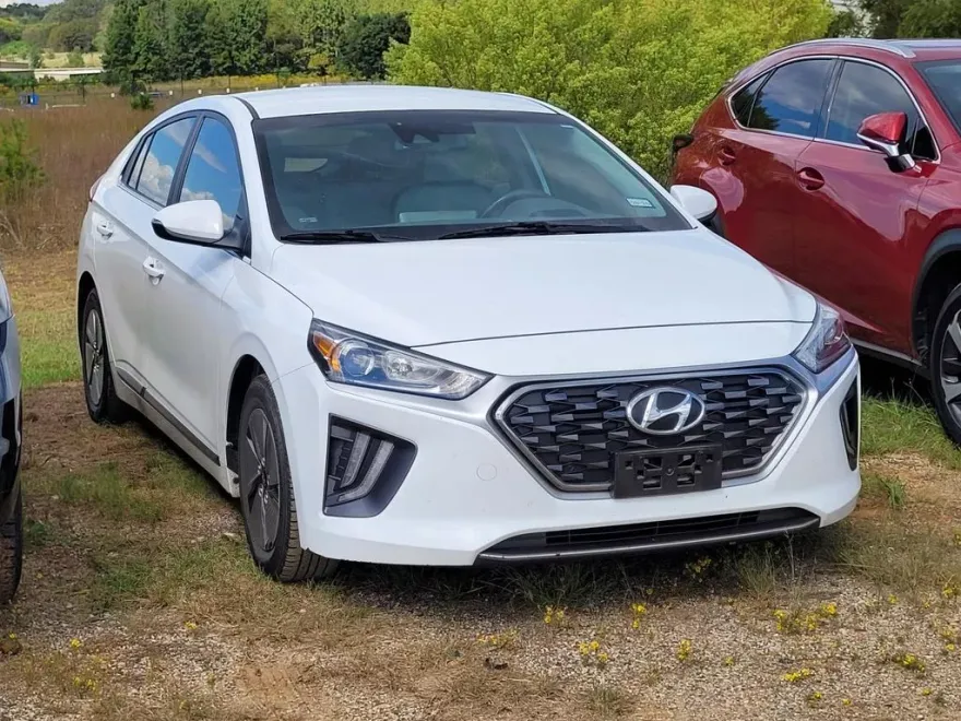 2021 Hyundai Ioniq SE photo 1