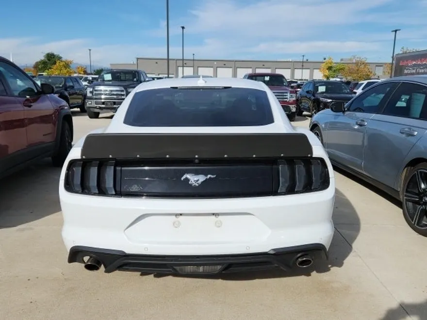 2020 Ford Mustang EcoBoost photo 1
