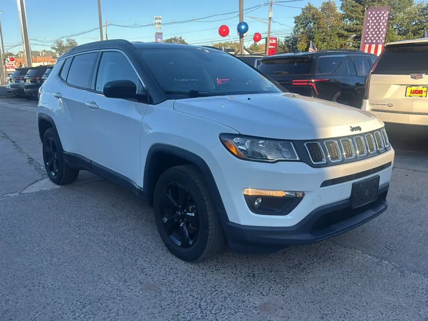 2019 Jeep Compass Latitude photo 1