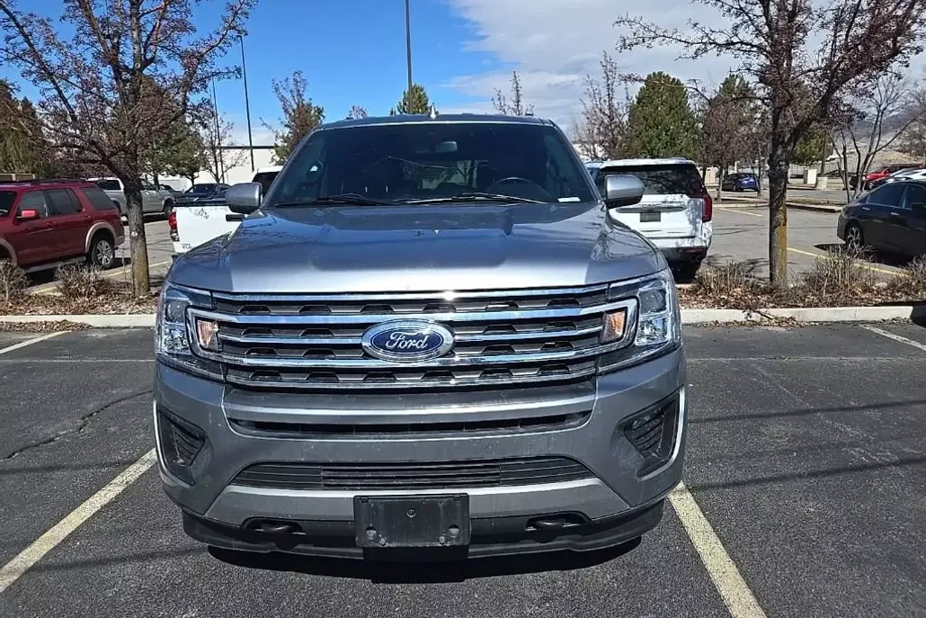 2021 Ford Expedition XLT photo 1