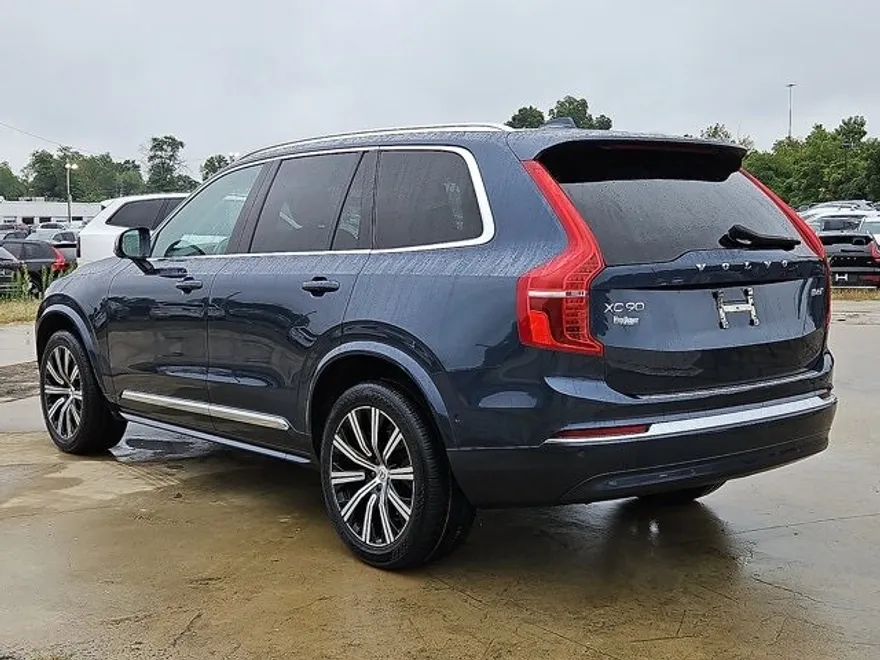 2023 Volvo XC90 AWD Plus photo 1