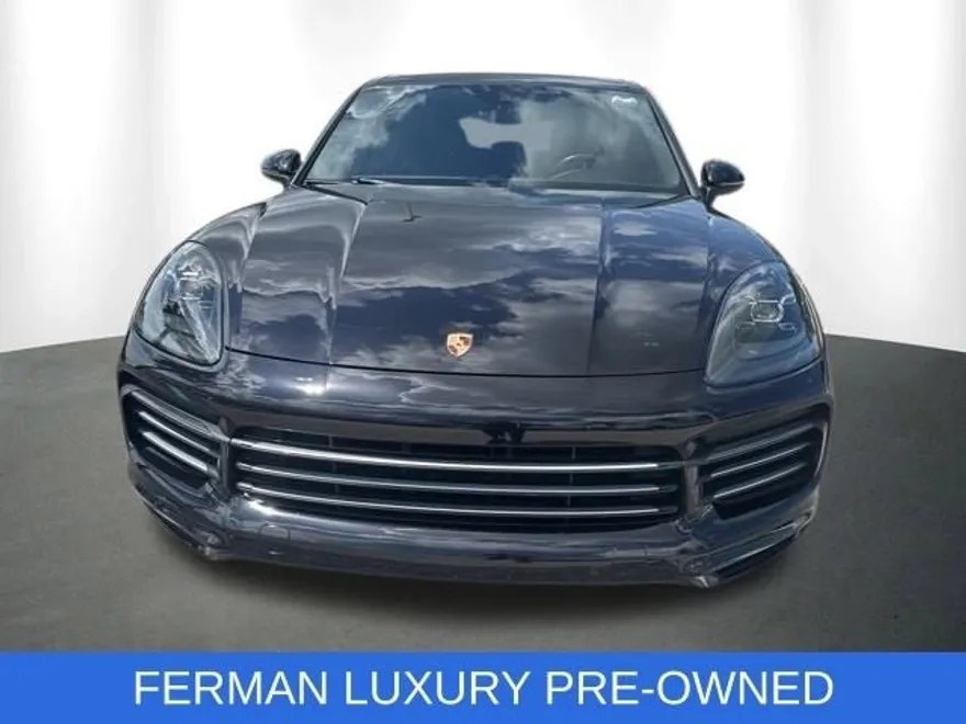 2019 Porsche Cayenne Base photo 1