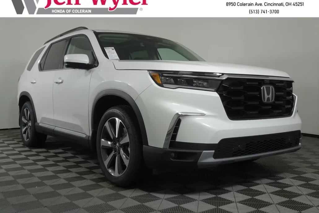 2025 Honda Pilot Elite photo 1