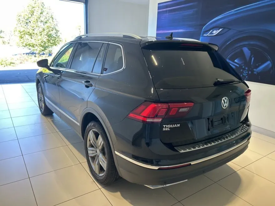2020 Volkswagen Tiguan SEL photo 1