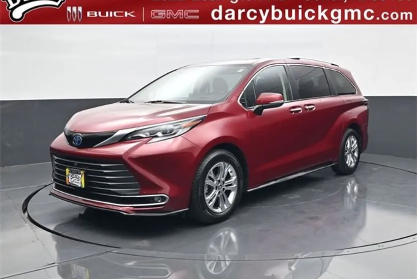2022 Toyota Sienna Platinum photo 1