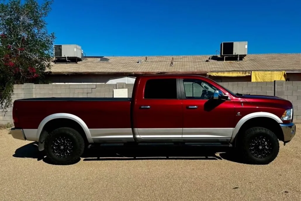 2012 Ram 2500 Laramie photo 1