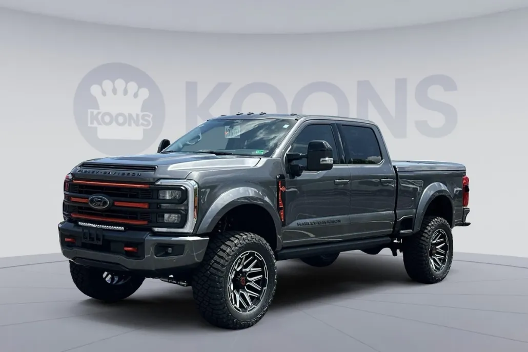 2025 Ford F-250 photo 1
