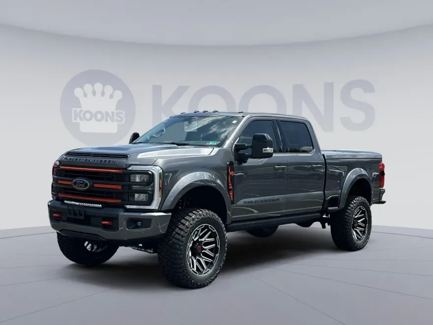2025 Ford F-250 photo 1