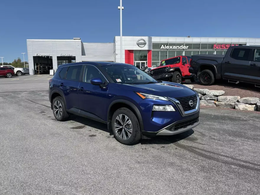 2023 Nissan Rogue AWD SV photo 1