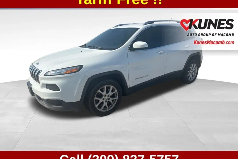 2017 Jeep Cherokee Latitude photo 1