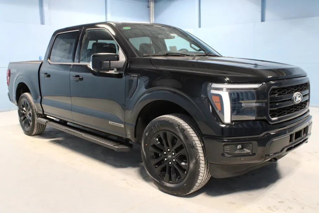 2025 Ford F-150 Lariat photo 1