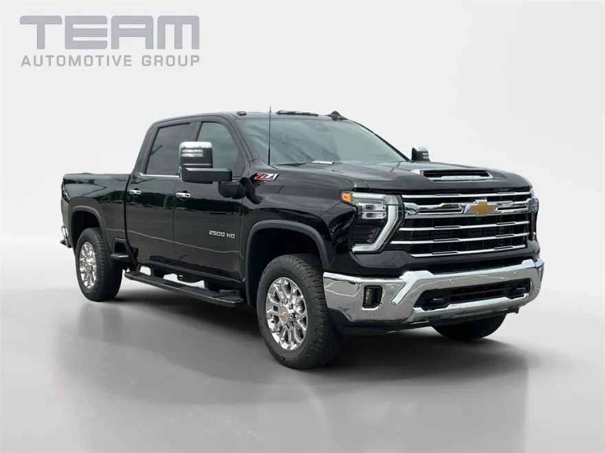 2025 Chevrolet Silverado 2500HD LTZ photo 1