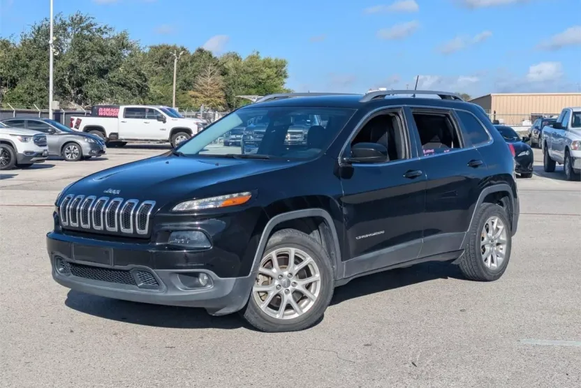 2018 Jeep Cherokee Latitude photo 1
