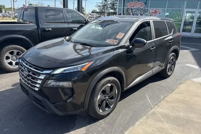 2025 Nissan Rogue SV photo 1
