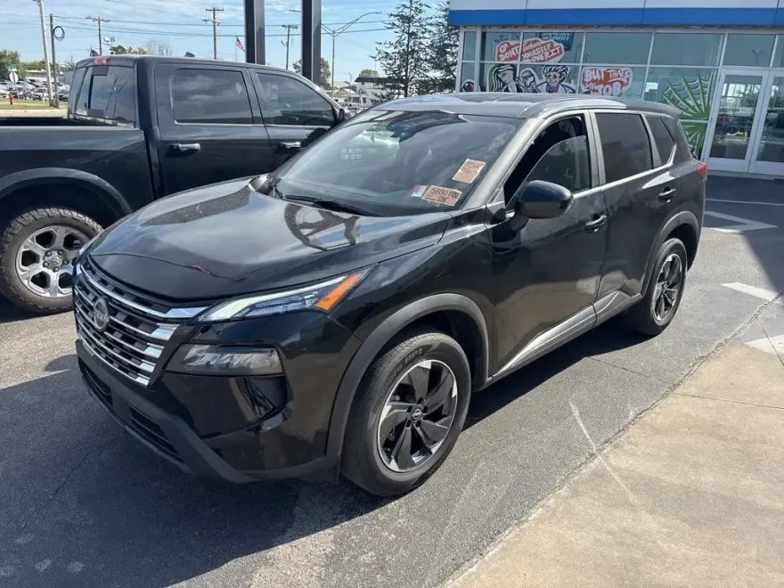 2025 Nissan Rogue SV photo 1