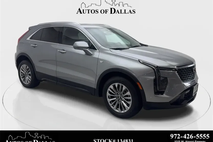 2024 Cadillac XT4 Premium Luxury photo 1