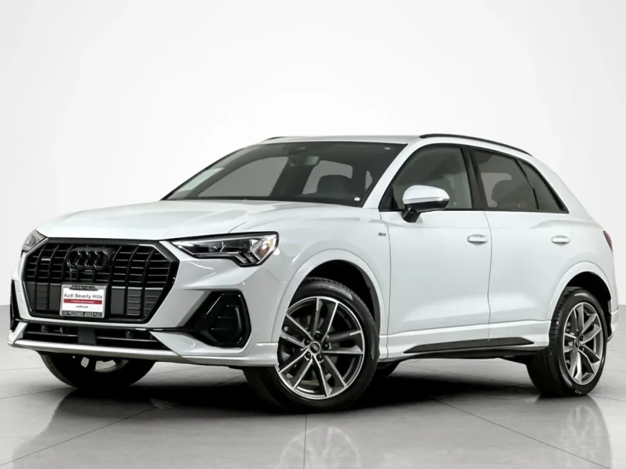 2025 Audi Q3 S line Premium 45 TFSI photo 1