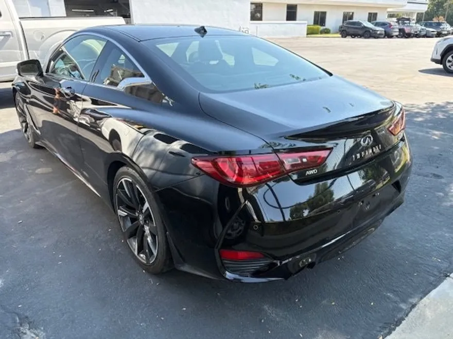 2018 Infiniti Q60 3.0t Luxe photo 1