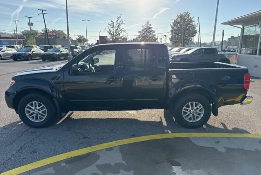 2020 Nissan Frontier SV photo 1