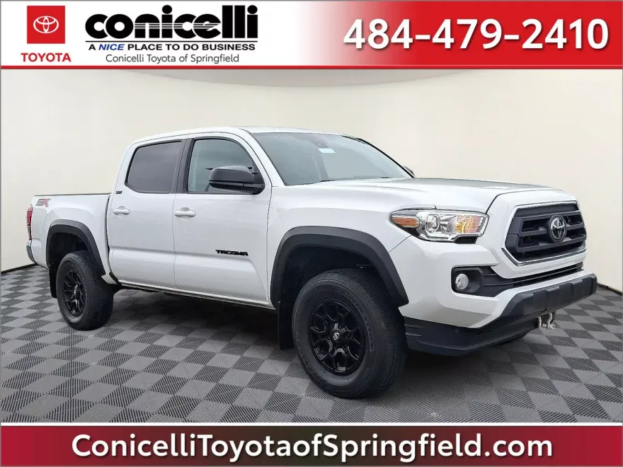 2023 Toyota Tacoma SR5 V6 Double Cab photo 1